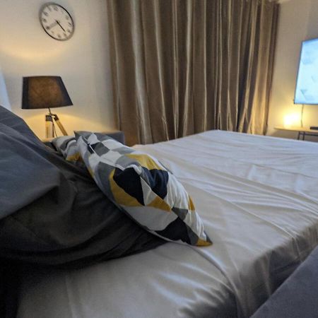 Paris Expo Suite Appartement & Parkings Dans Un Hotel 4 Etoiles, Porte De Versailles - Check In Autonome 24-7 Исси-ле-Мулино Экстерьер фото